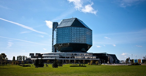 Национальная библиотека Беларусь находиться в Минске