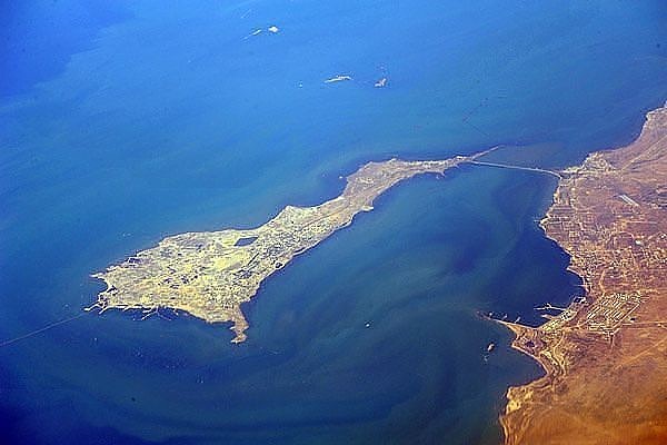 Остров Артём Баку