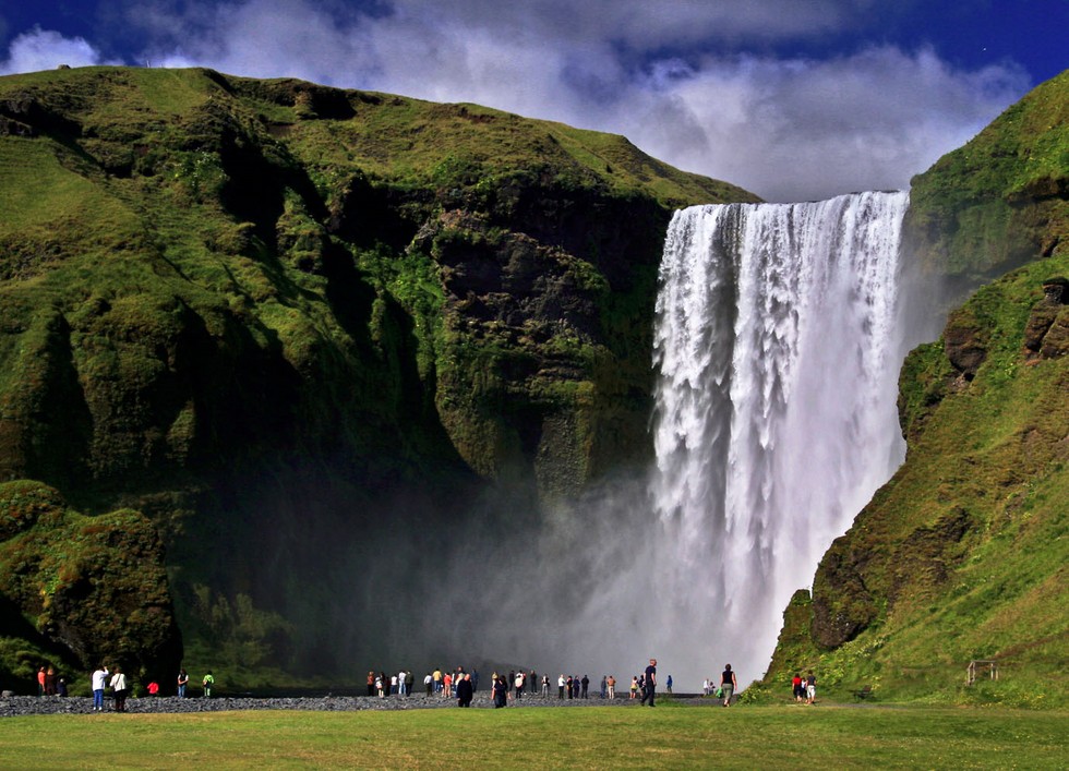 Водопад Скофагосс находиться в Исландии
